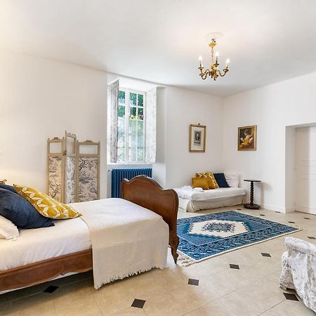 Apartment In A 17Th Century Manoir - Chateau Isle Marie Picauville Buitenkant foto