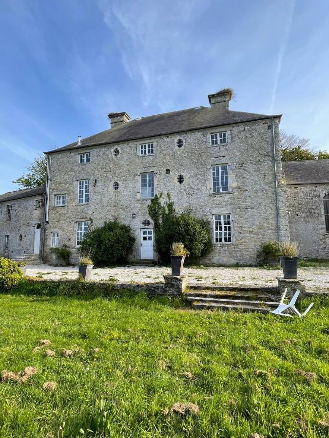Apartment In A 17Th Century Manoir - Chateau Isle Marie Picauville Buitenkant foto