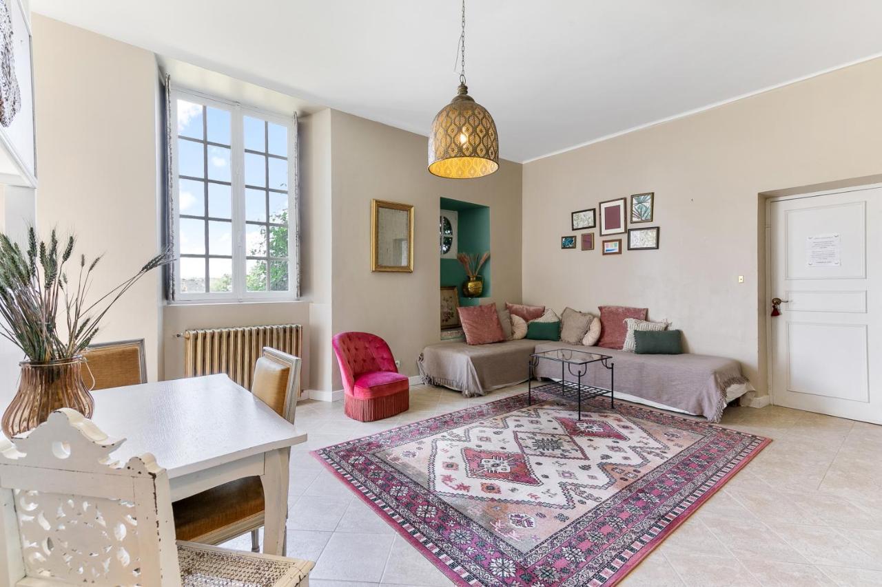 Apartment In A 17Th Century Manoir - Chateau Isle Marie Picauville Buitenkant foto